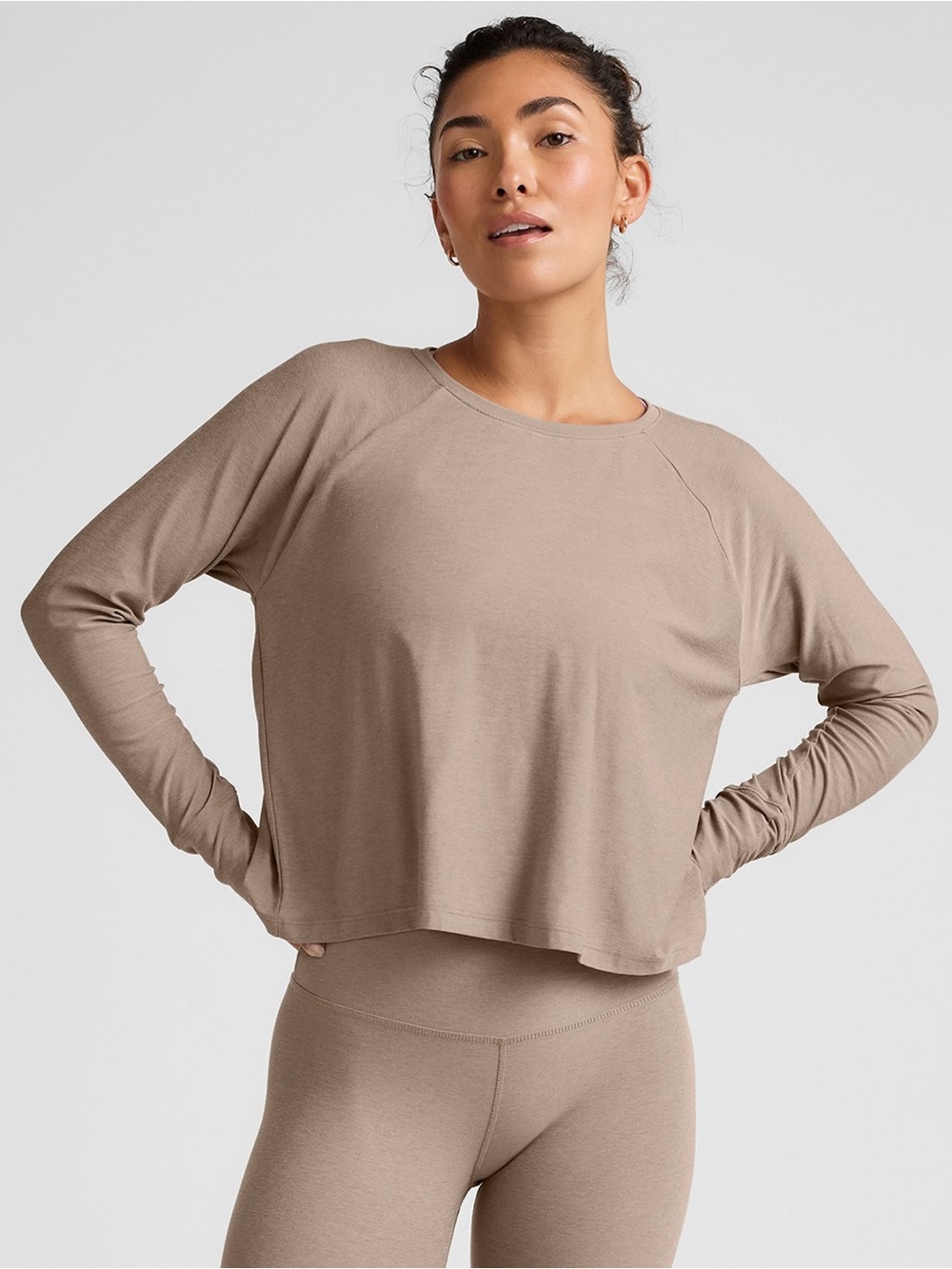Beyond Yoga Featherweight Daydreamer Pullover in Heather